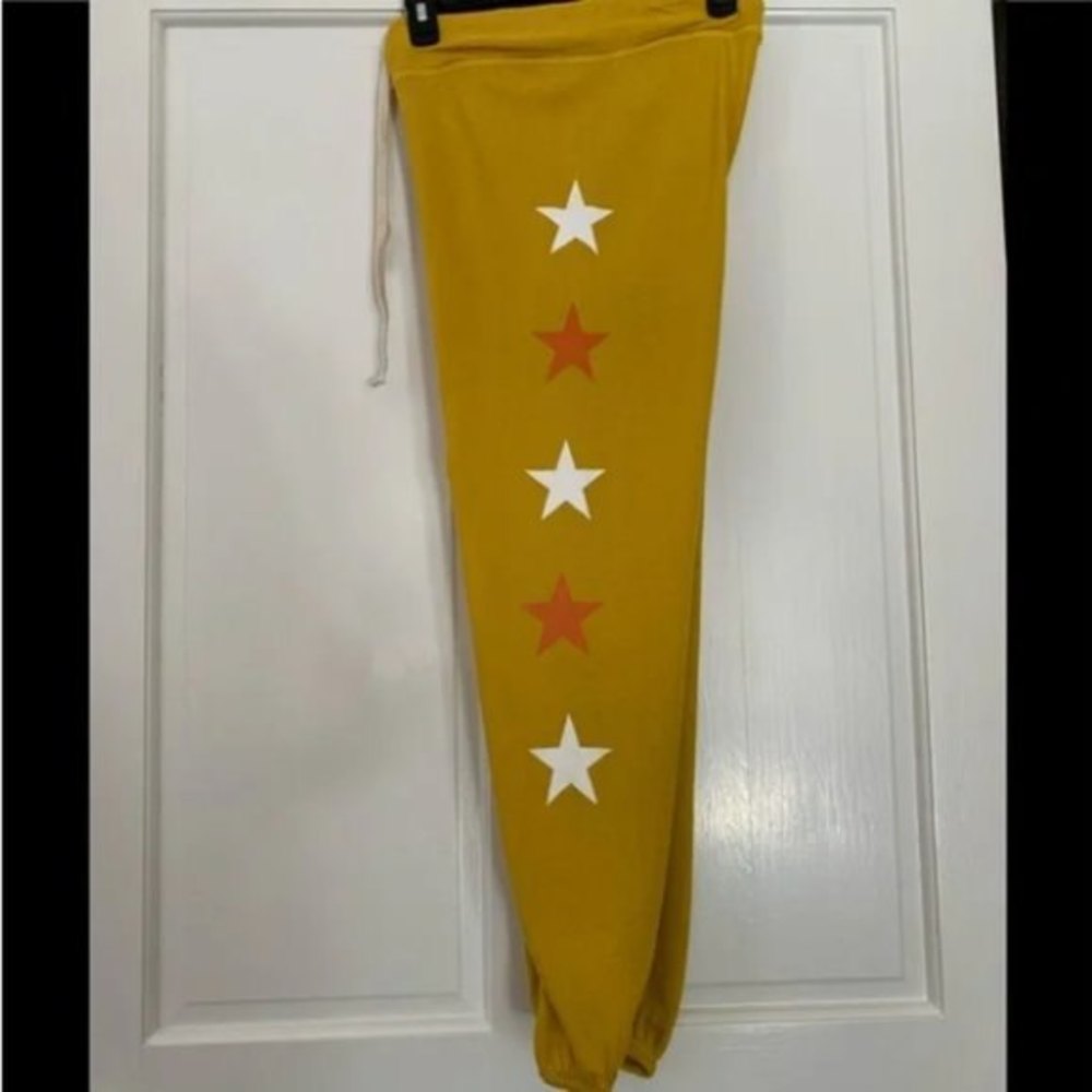 Yellow Sundry Star Print Elastic Drawstring Waist Jogger Sweatpants (NWT) - Picture 2 of 4